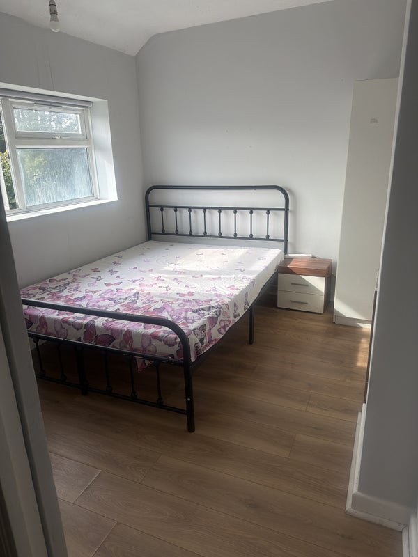 Room Gosling Road in Slough