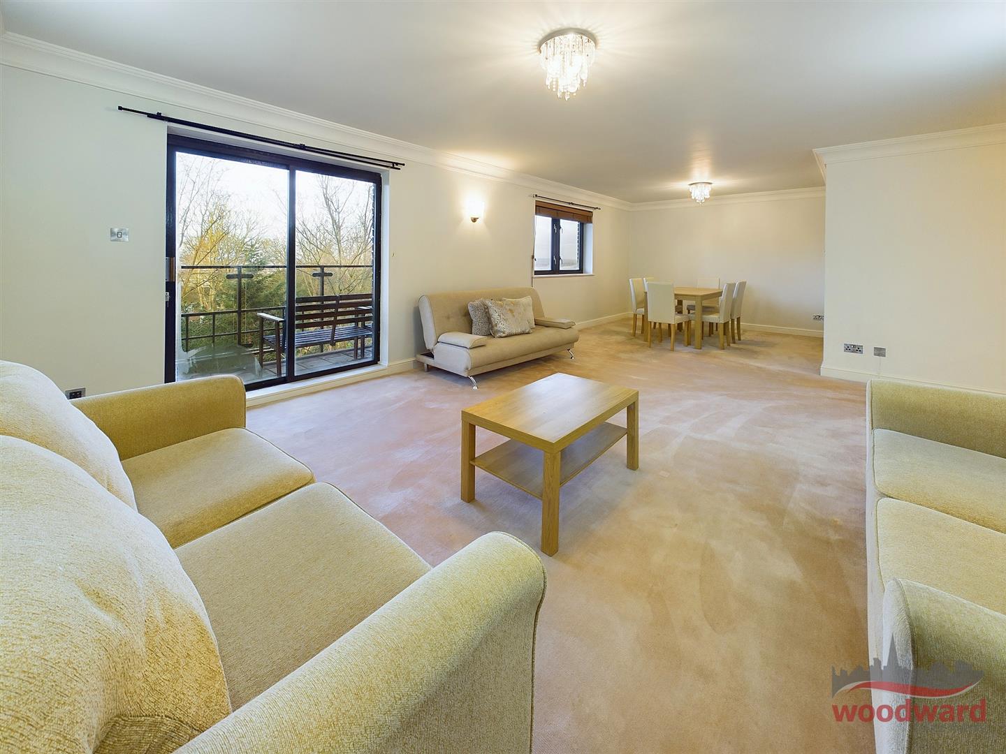 Flat Elmfield Close in Greater London