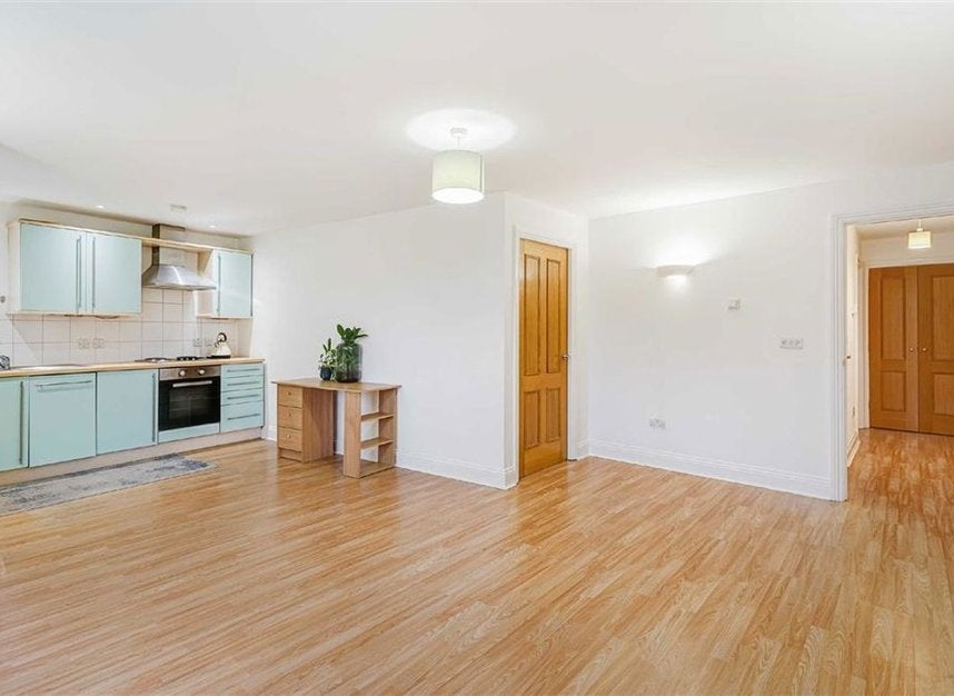 House Robsart Street in Greater London