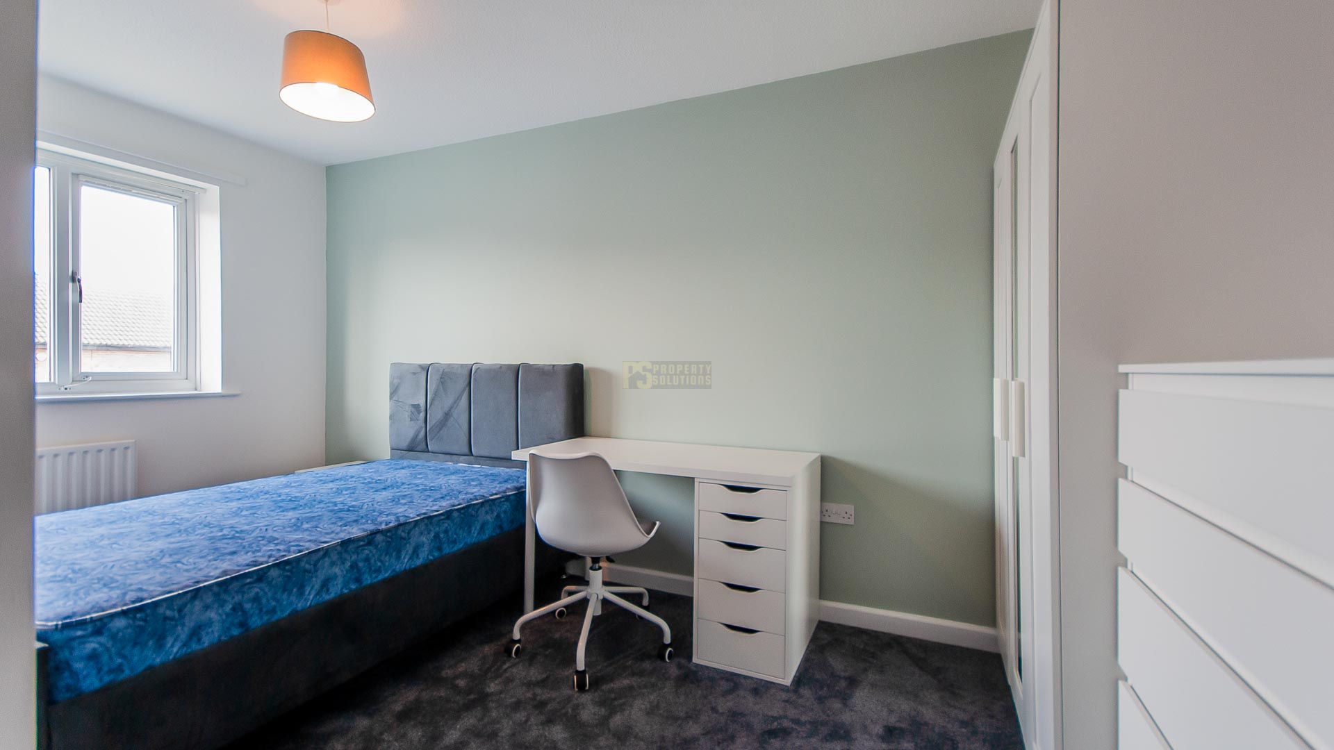 Room Newhaven Close in Birmingham
