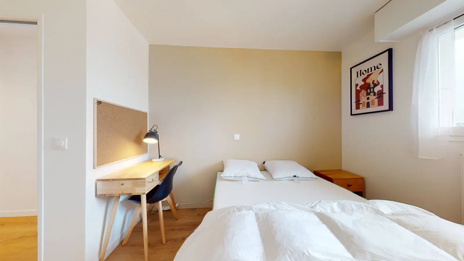 Room Place Samuel de Champlain in Courbevoie