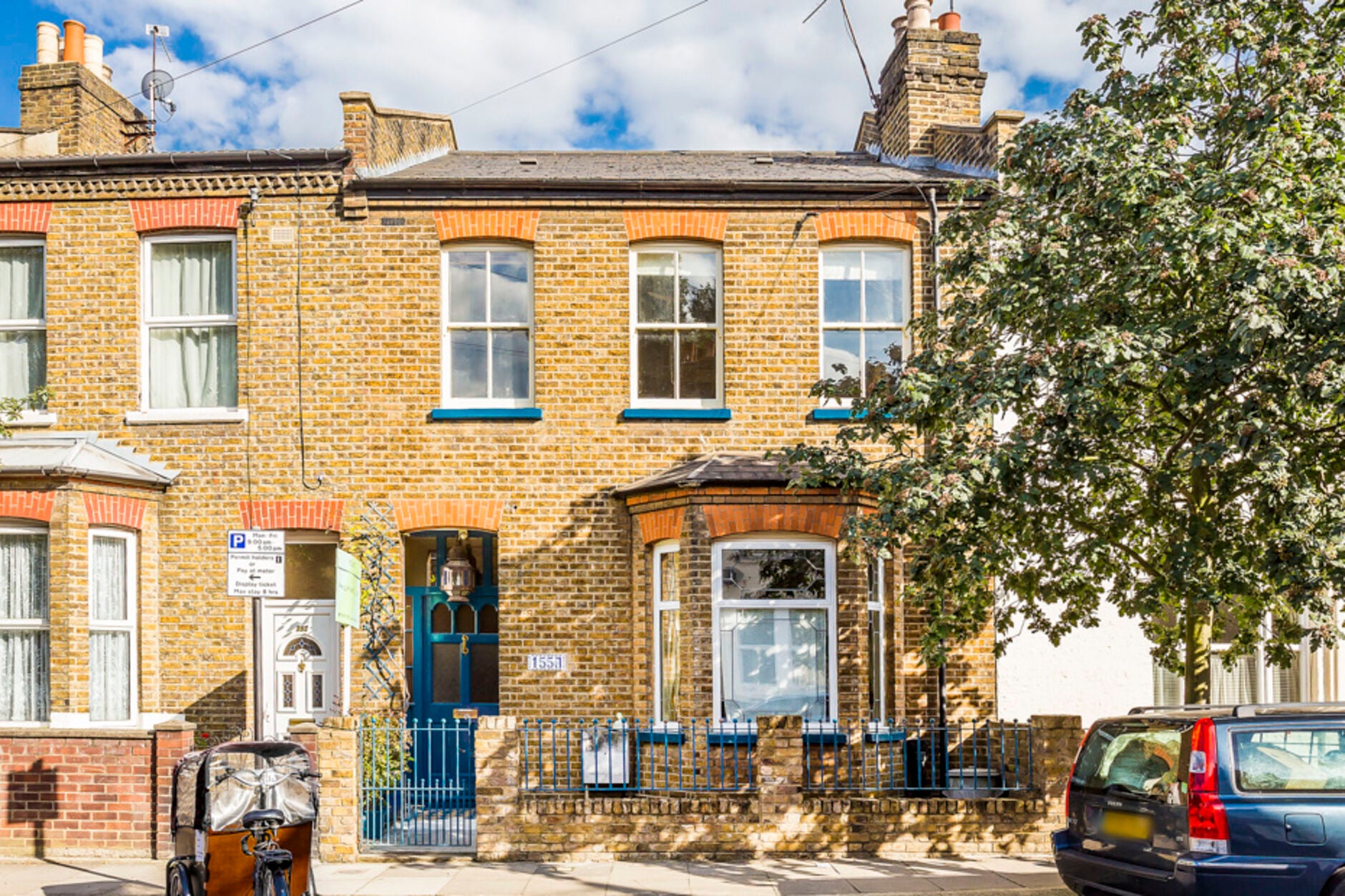 House Becklow Road in Greater London