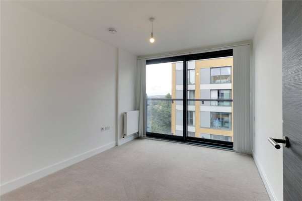 Flat Emily Jackson Close in Sevenoaks