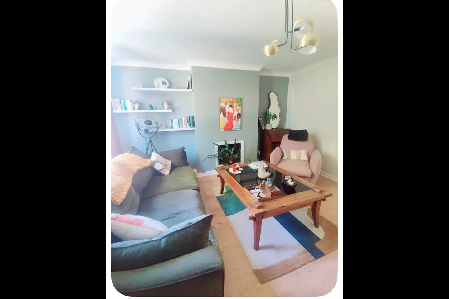 Room Hatfeild Mead in Greater London