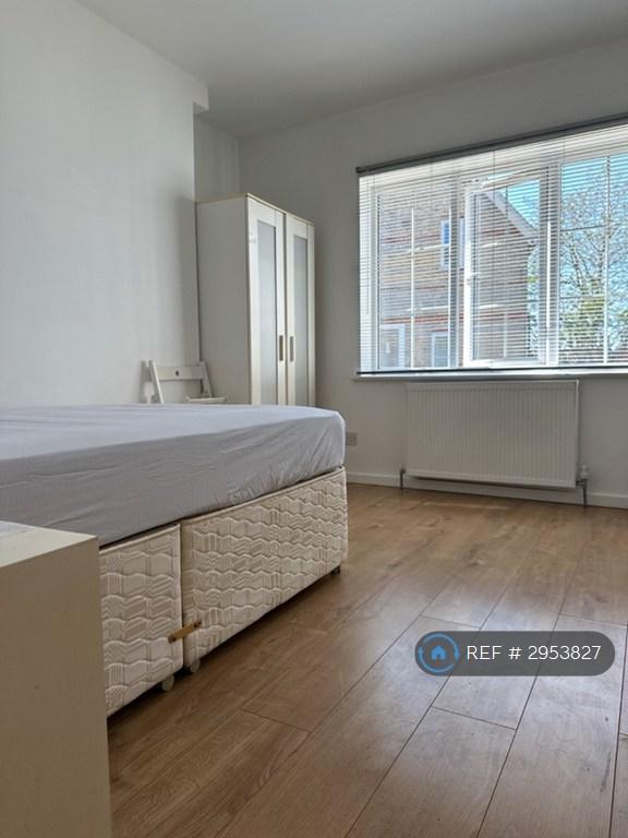 Room Wimborne Road in Bournemouth