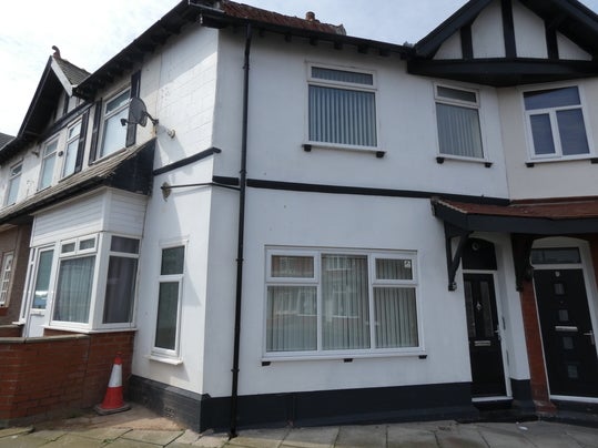 Flat Ormond Avenue in Blackpool