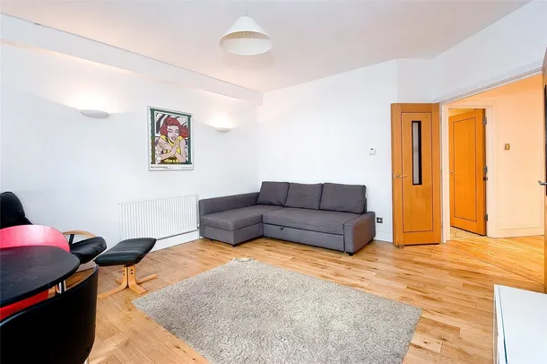 Flat Farringdon Road in Greater London