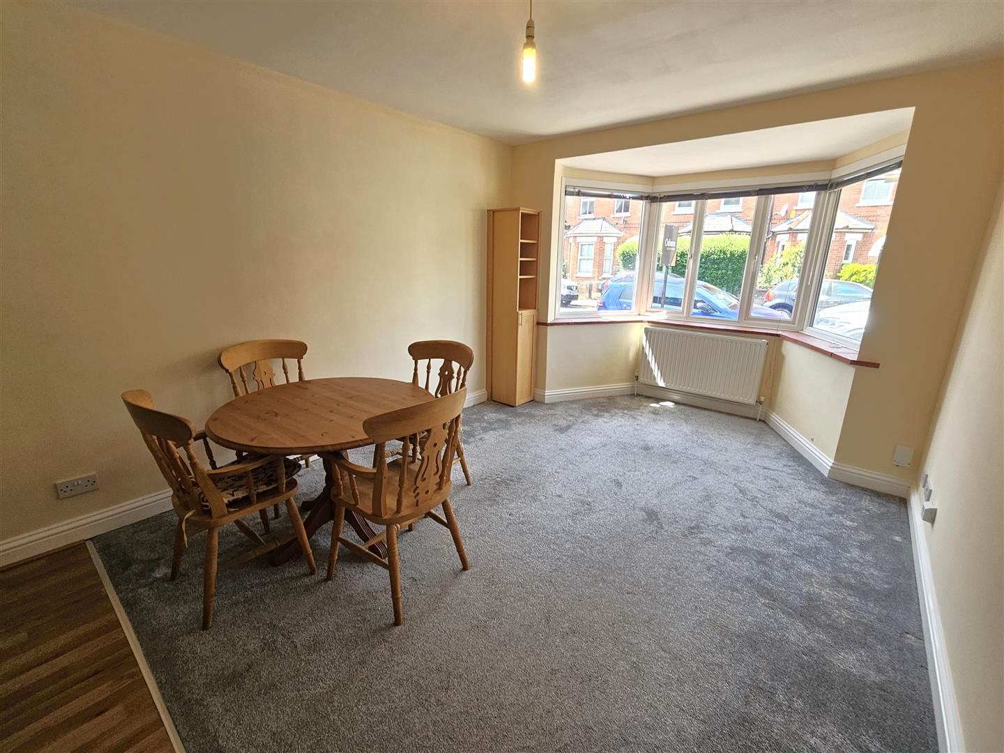 Flat York Road in Rushmoor