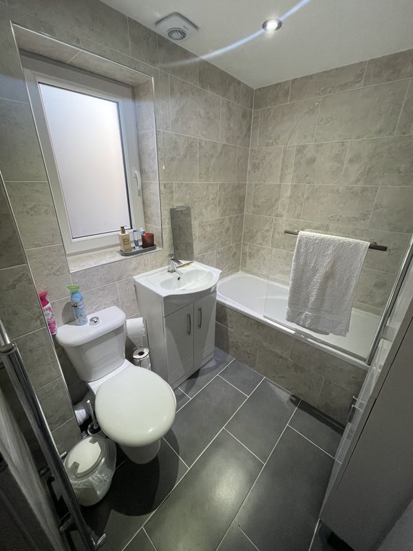 Room The Leys in Nottingham