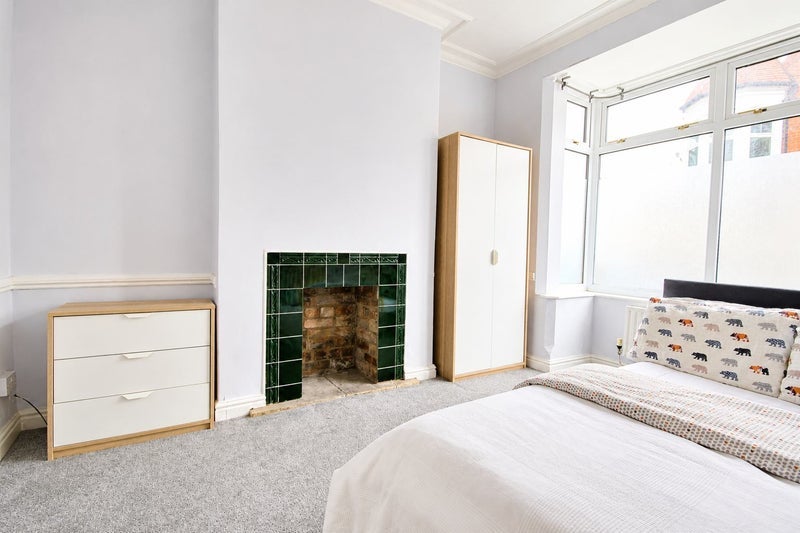 Room Dent Street in Tamworth