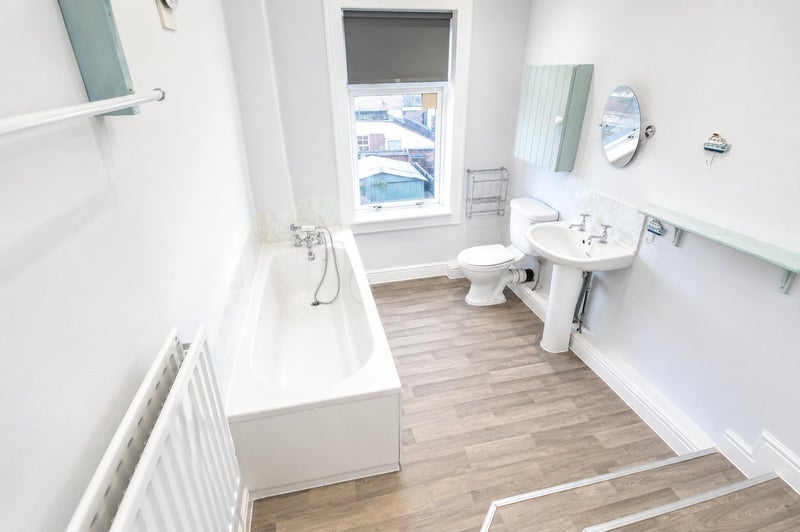 Room Dent Street in Tamworth