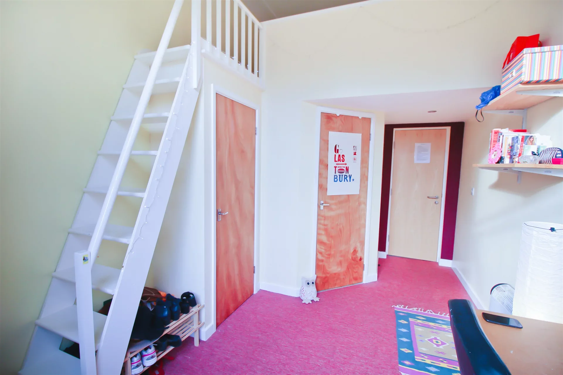 Room Radmoor Road in Charnwood