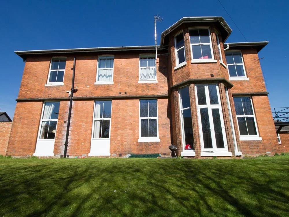Room Radmoor Road in Charnwood