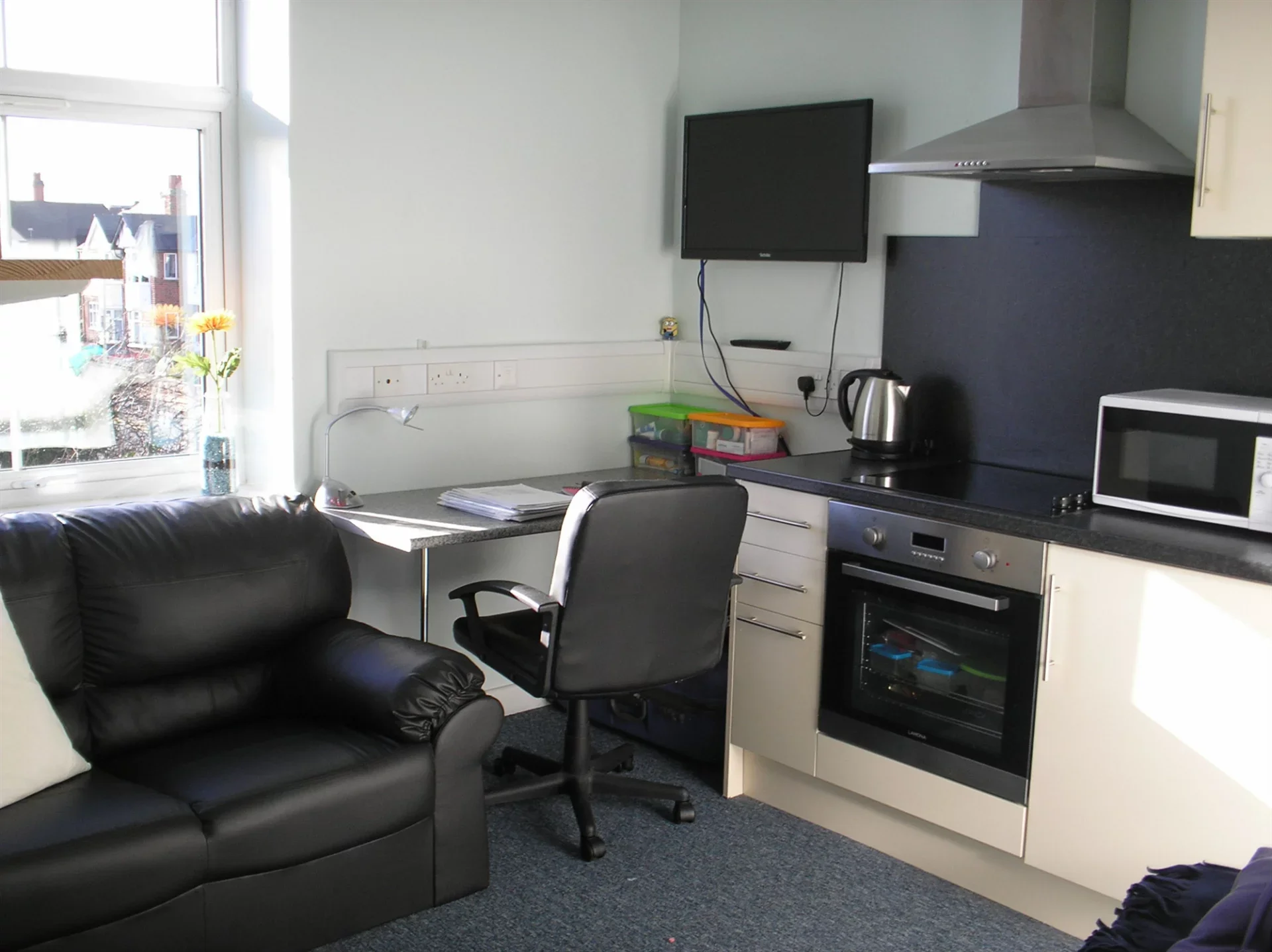 Room Radmoor Road in Charnwood