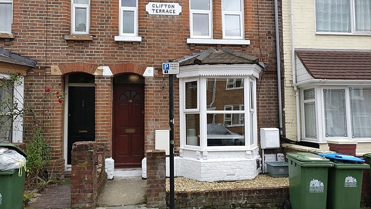 Flat Milton Road in Southampton