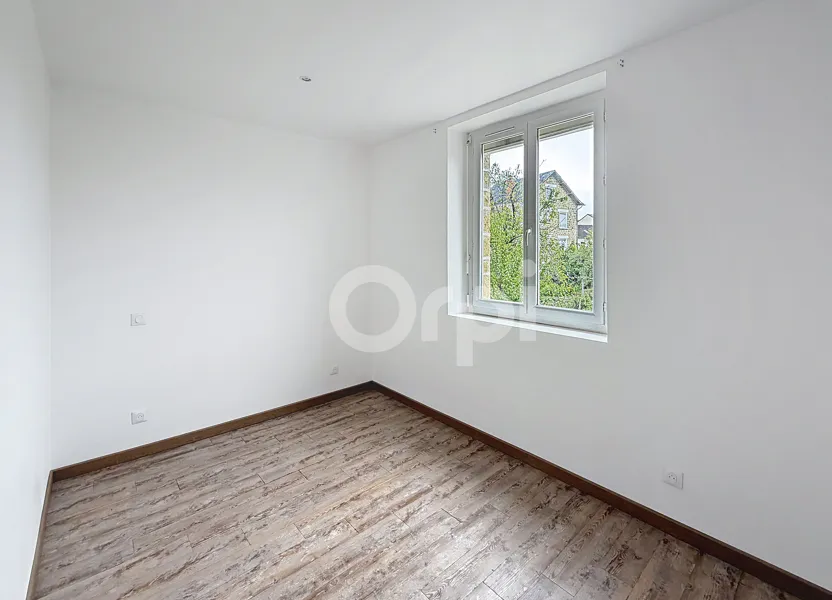 Flat Rue Pierre Chaumeil in Brive-la-Gaillarde