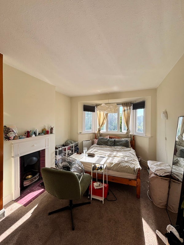 Room Sutherland Grove in Greater London