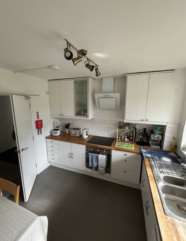 Room South Mount in Greater London