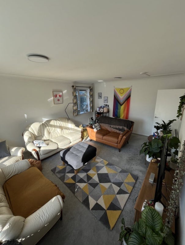 Room South Mount in Greater London
