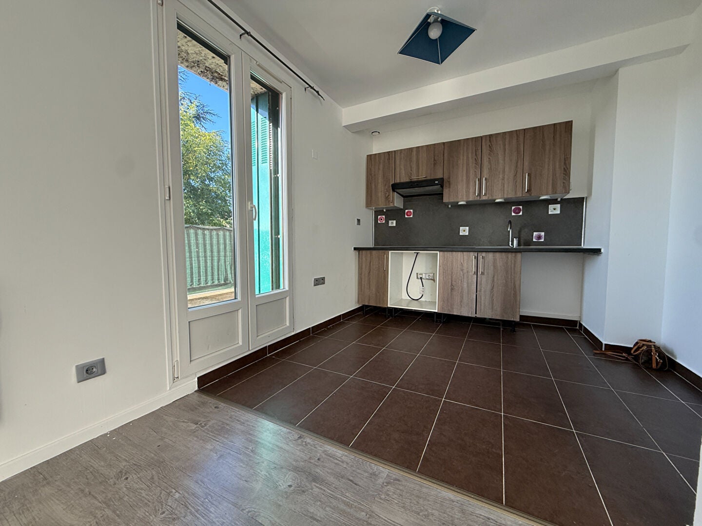 Flat Rue du Docteur Jules Bals in Dourdan