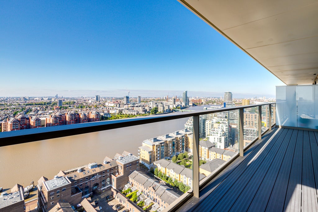 Flat York Place in Greater London