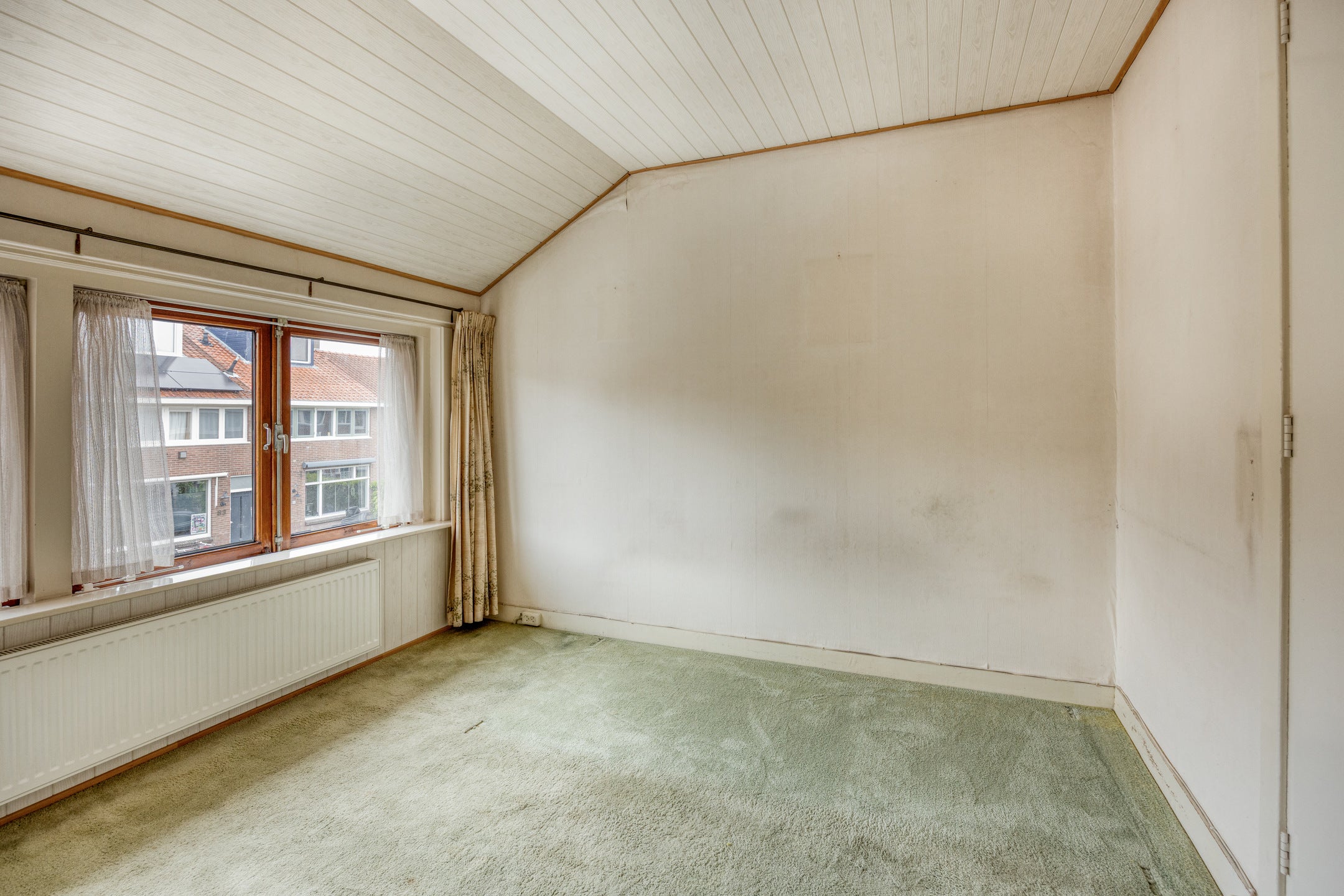 Tussenwoning te koop: Boeroestraat 78, Dordrecht