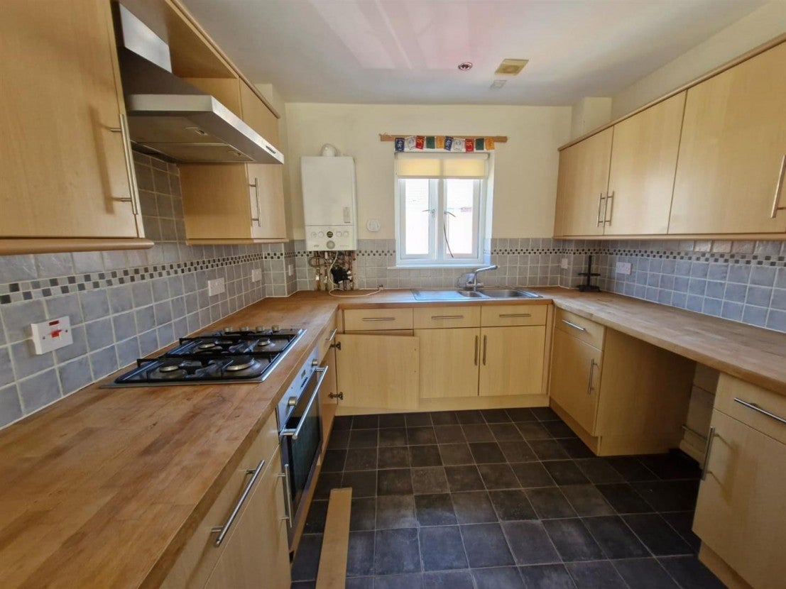 Flat Belvoir Street in Hull