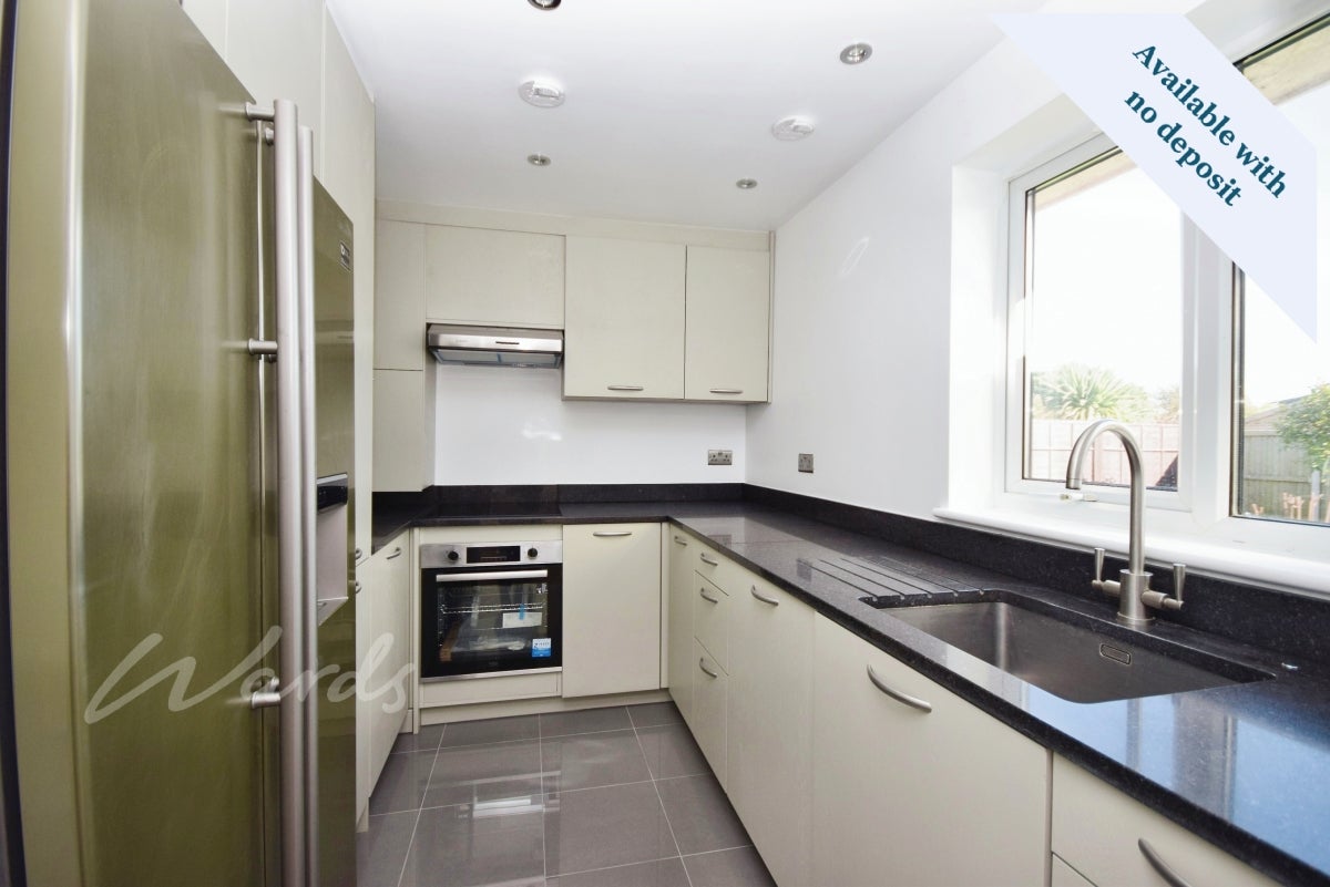 House Winton Way in Folkestone and Hythe District