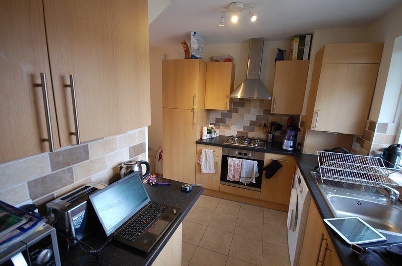 Room Princes Way in Greater London