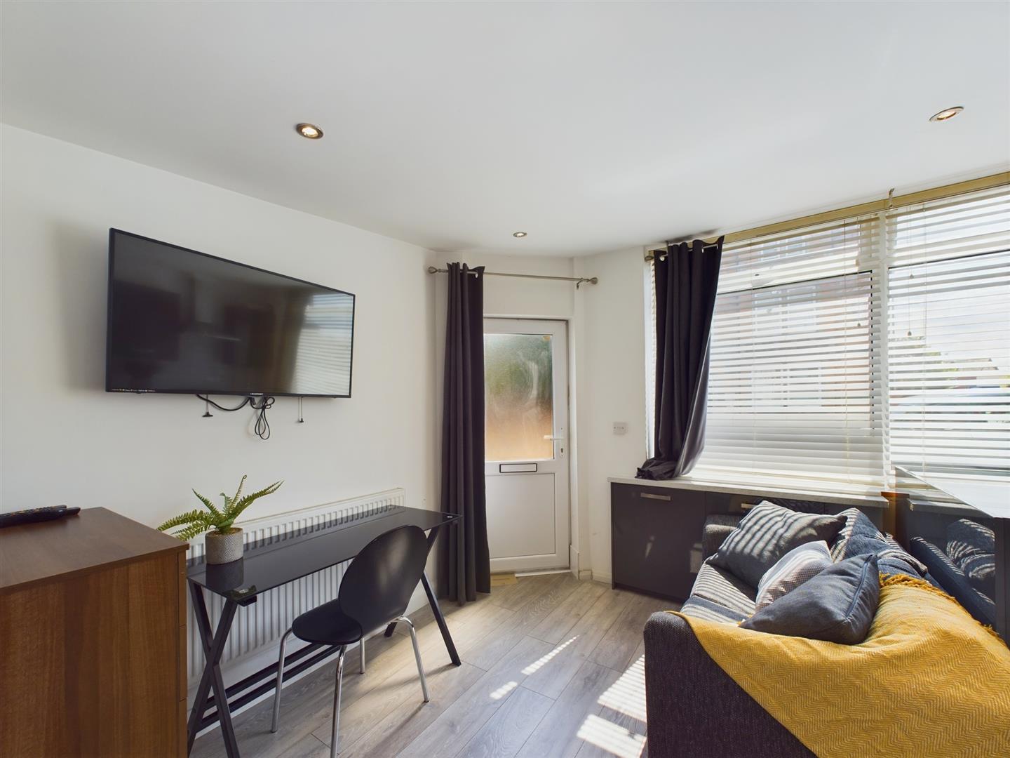 Room Derby Road in Charnwood