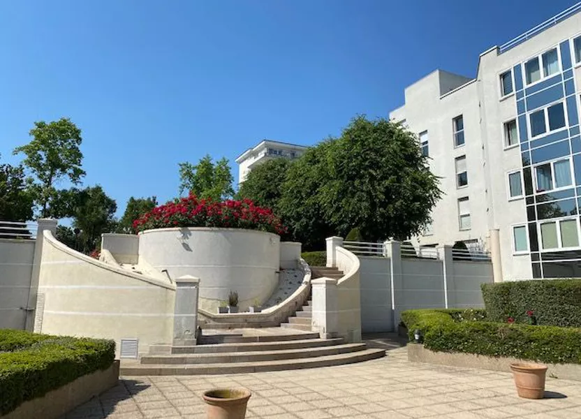 Flat Rue des Tulipiers in Rosny-sous-Bois