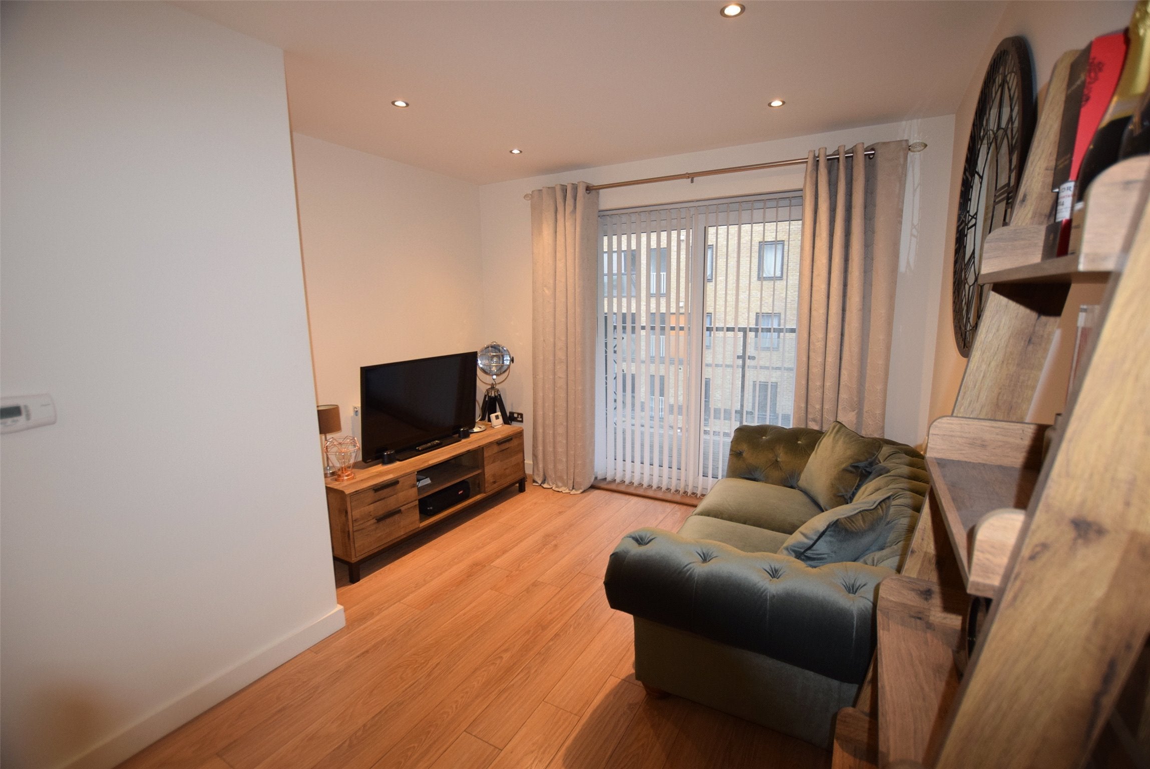 Flat Crown Drive in Greater London