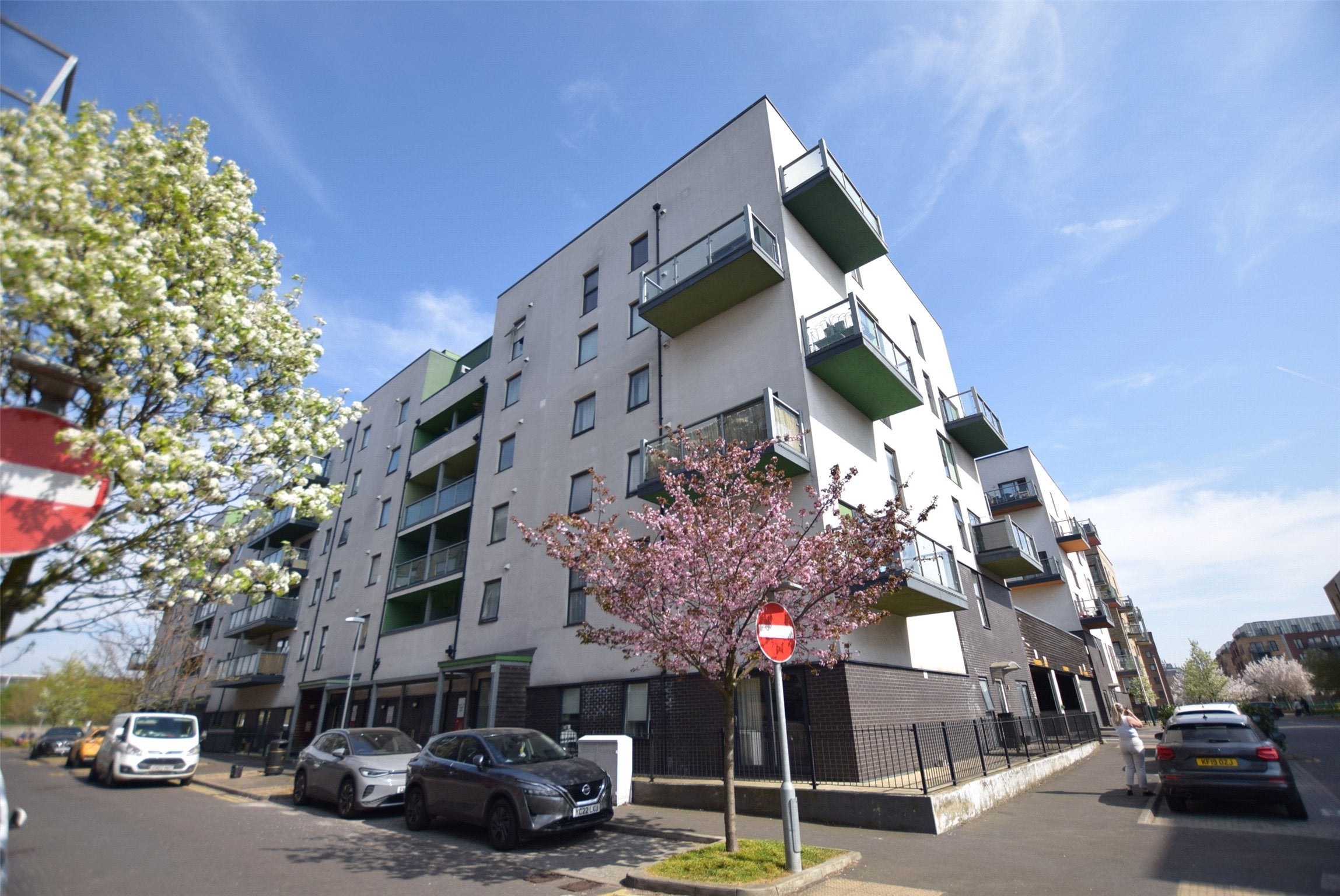 Flat Crown Drive in Greater London
