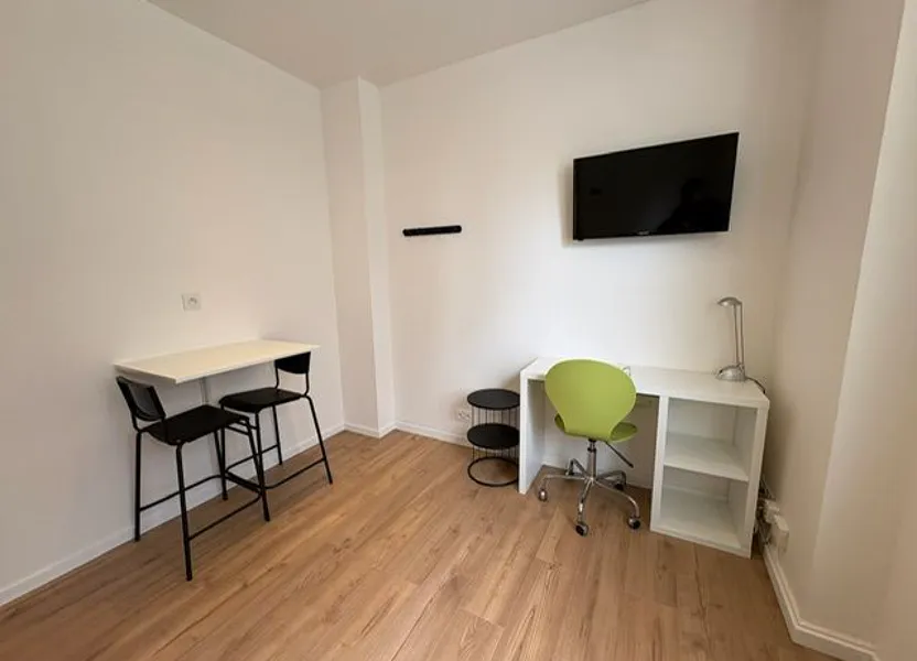 Flat Rue Robespierre in Brest