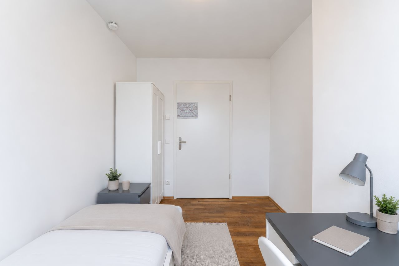 Zimmer Schnellerstraße in Berlin