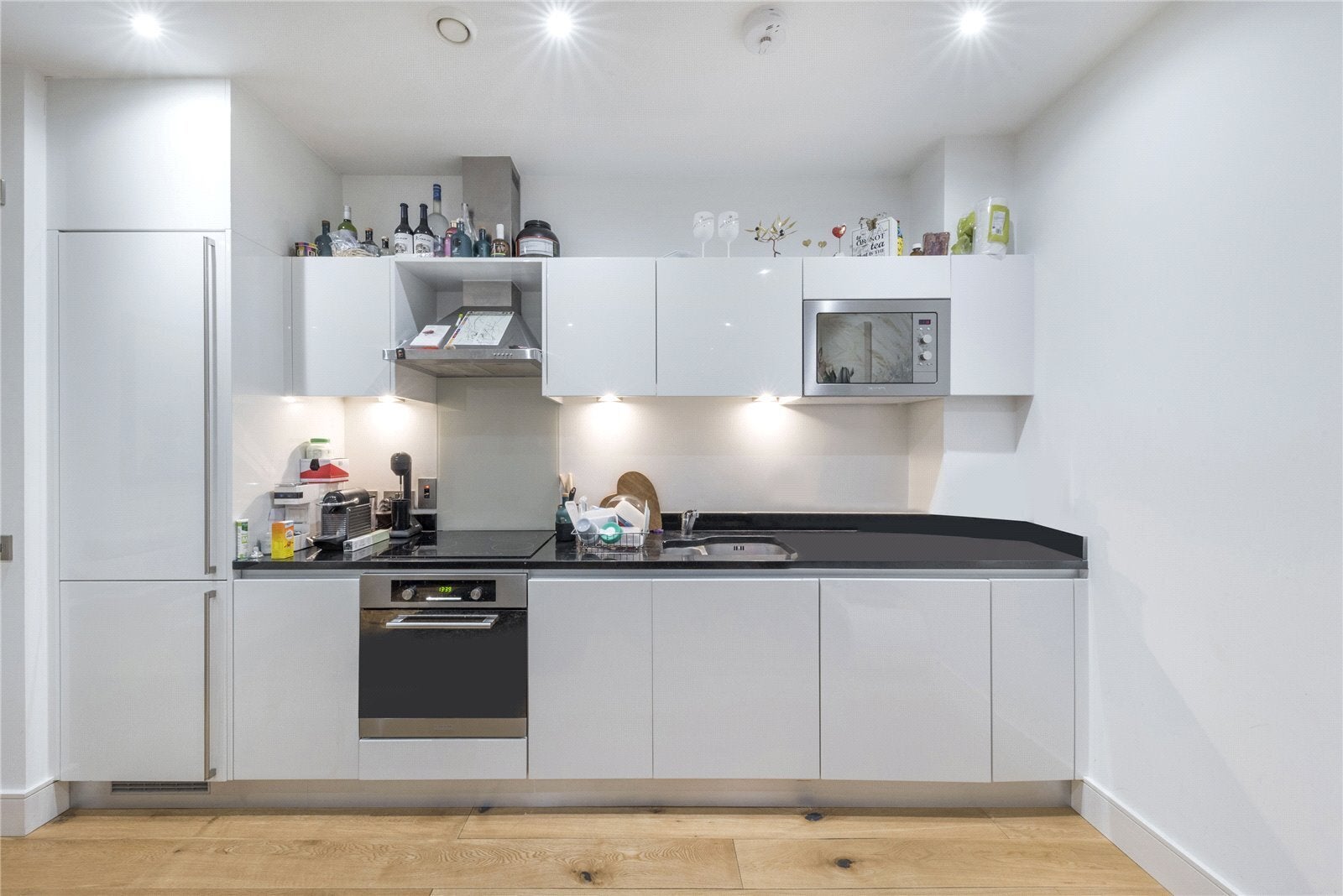Flat Winchester Road in Greater London