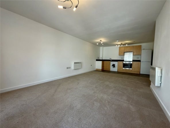 Flat Harding Street in Swindon