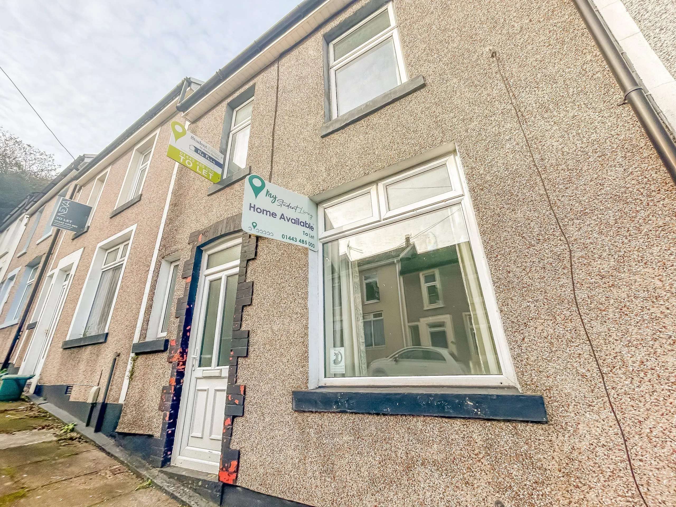 Room Birchwood Avenue in Pontypridd