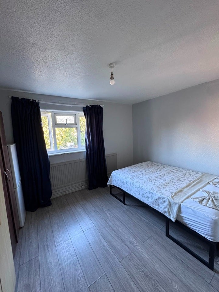 Room Clifford Road in Greater London