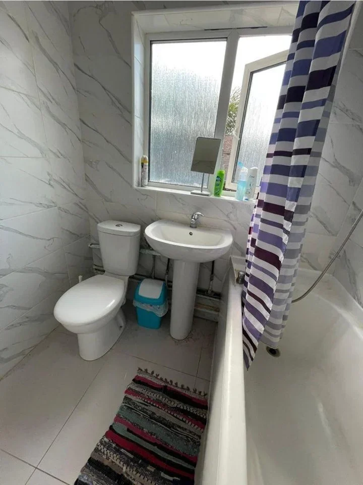 Room Clifford Road in Greater London