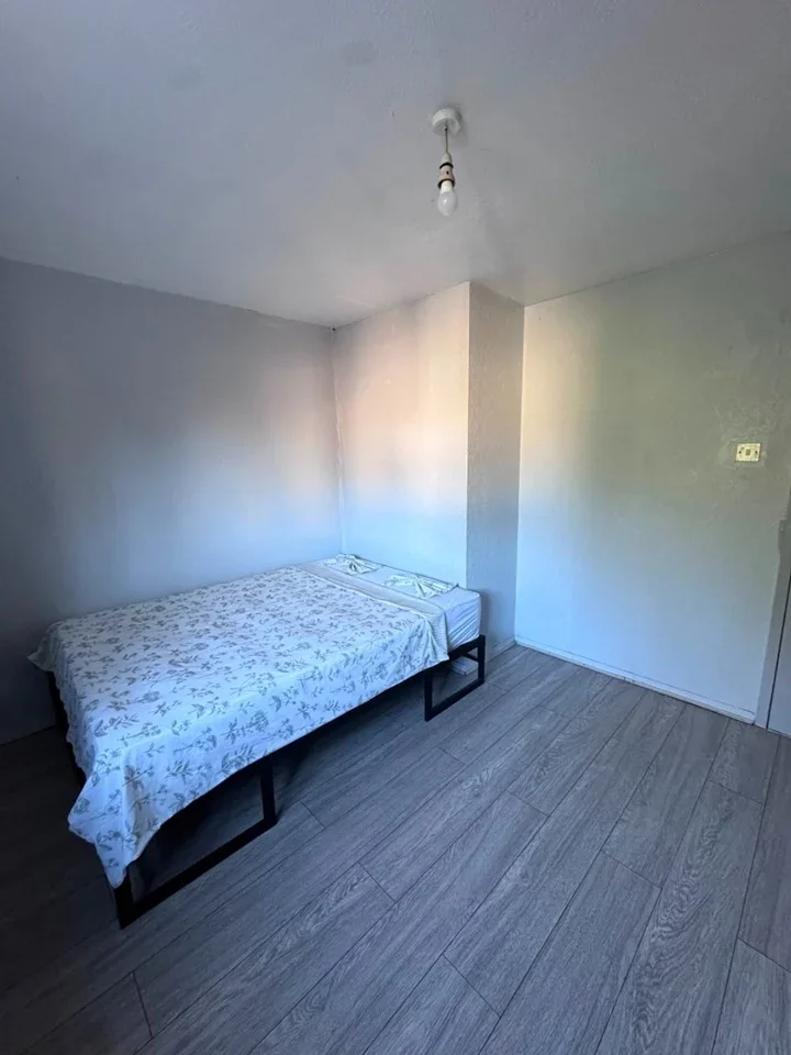 Room Clifford Road in Greater London