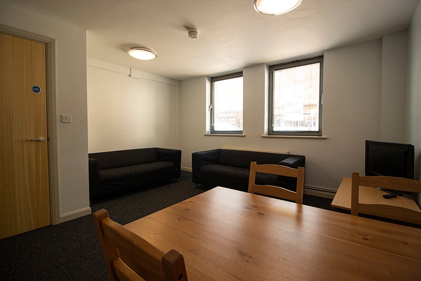 Room Mansfield Road in Nottingham