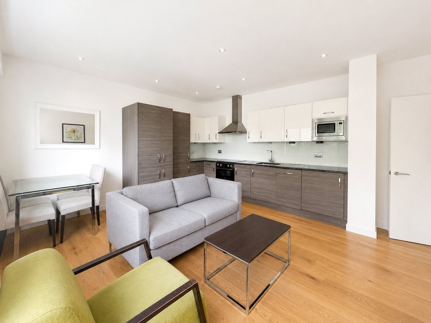 Flat Clayton Road in Greater London
