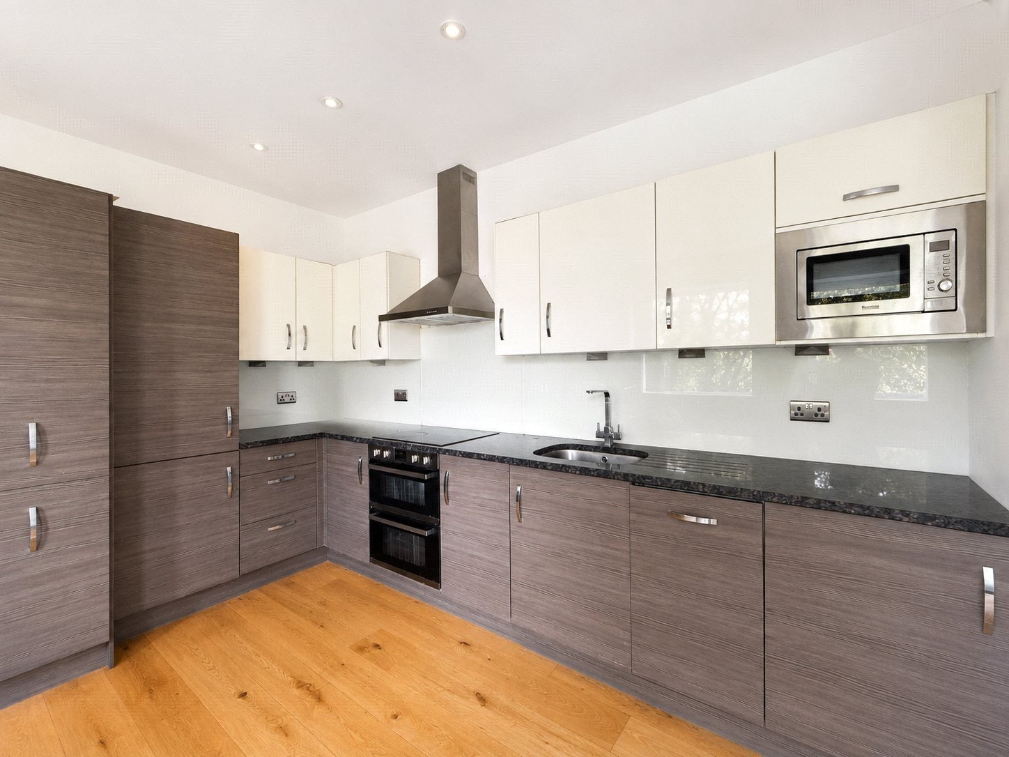 Flat Clayton Road in Greater London