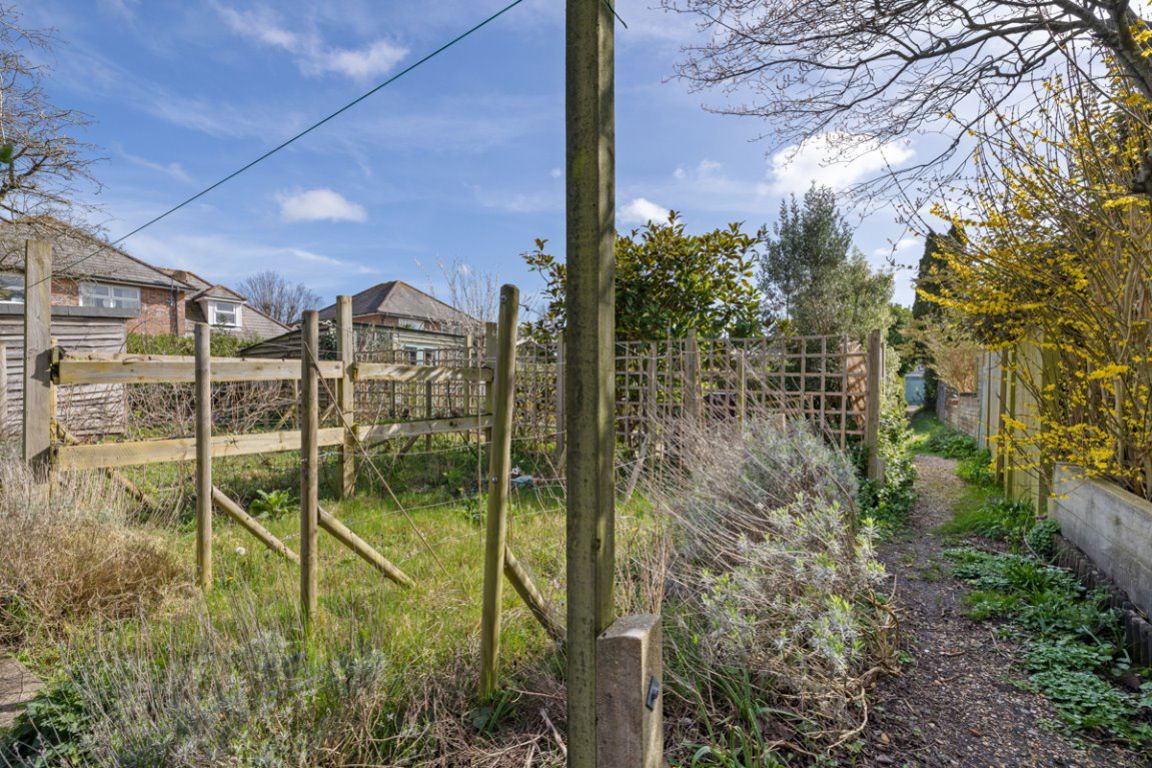 House Salterns Way in Chichester