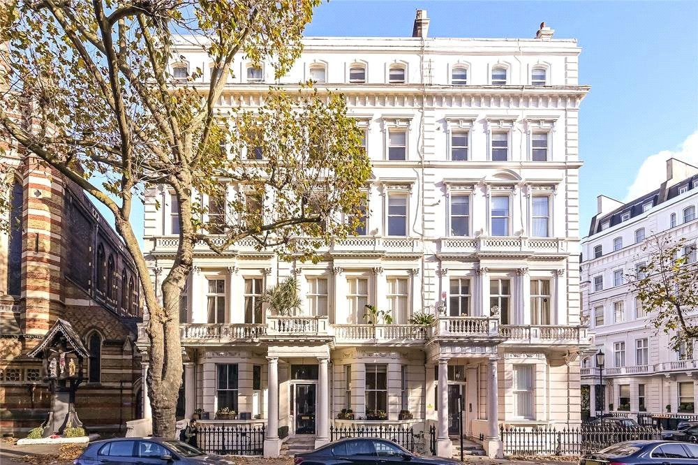 Flat Queen's Gate in Greater London