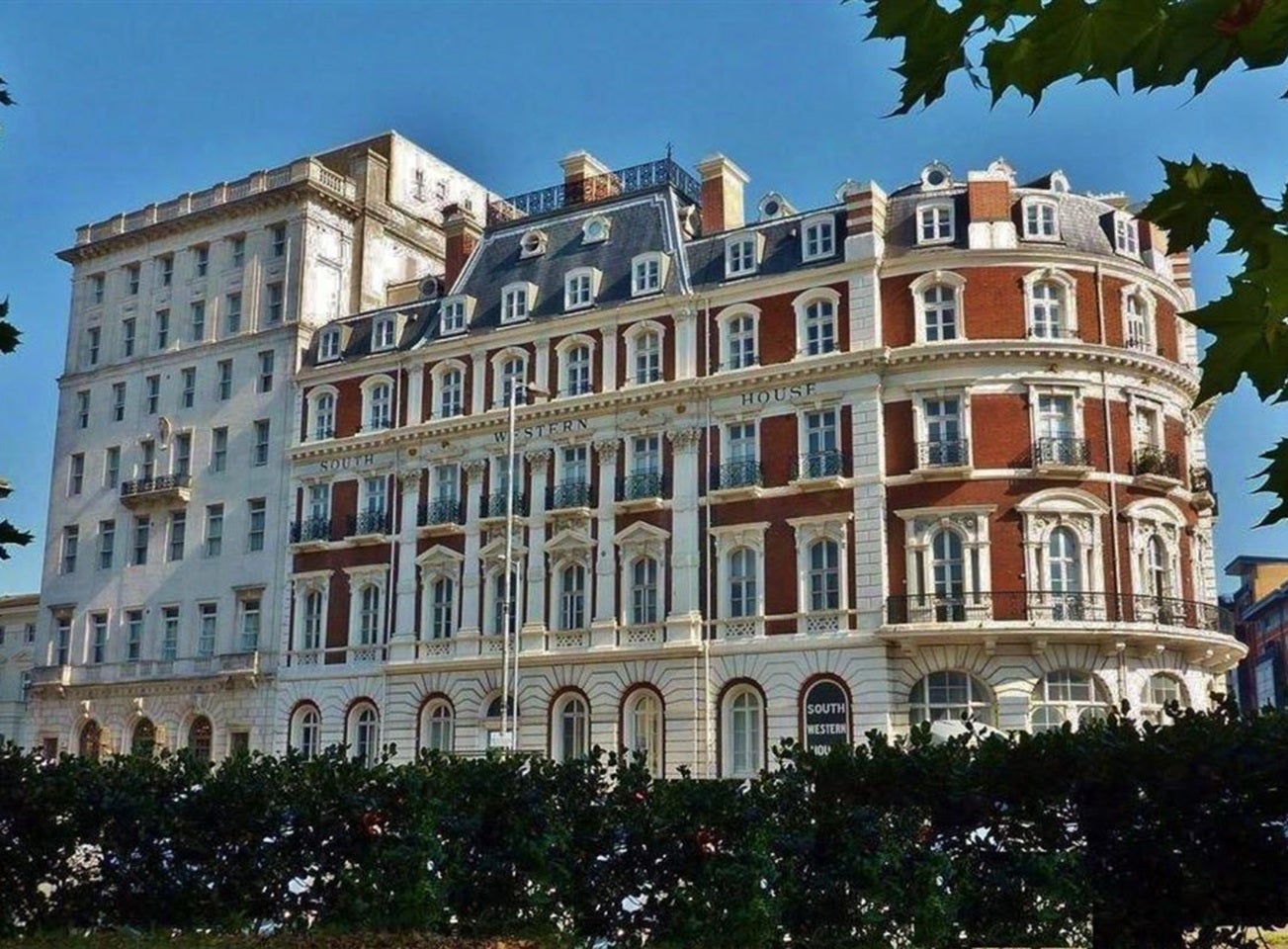 Flat Terminus Terrace in Southampton