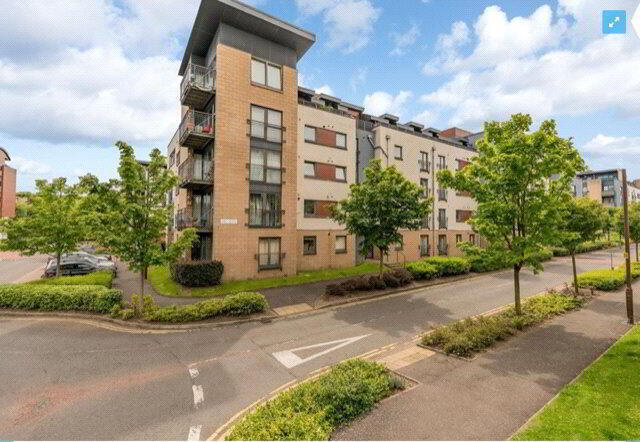 Flat New Mart Road in City of Edinburgh