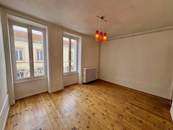 Flat Rue Georges Plasse in Roanne