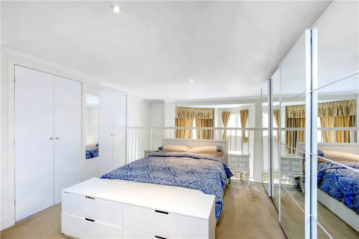 Flat Gunter Grove in Greater London